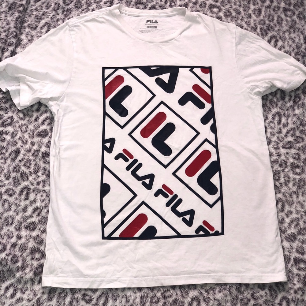 Medium Fila Shirt
